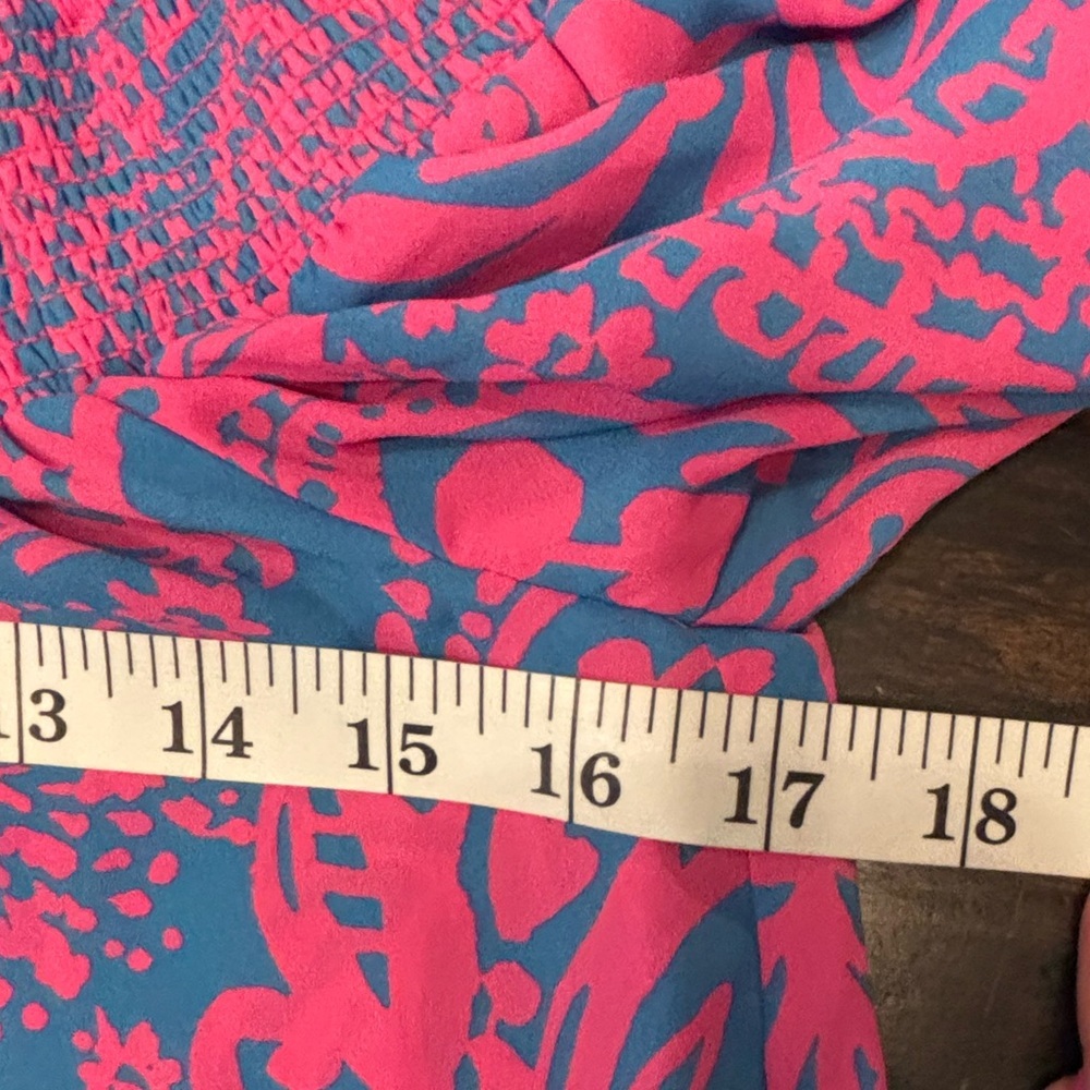 Lilly Pulitzer Pink and Teal Abstract Print off the shoulder blouse size large - Picture 5 of 7